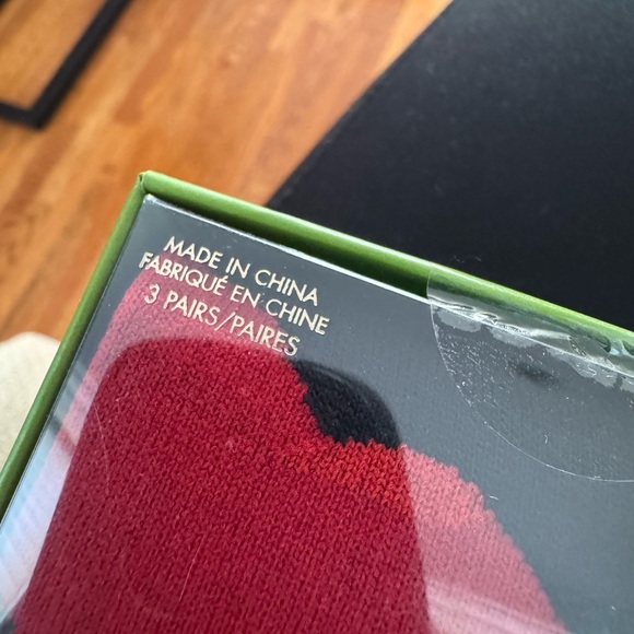 KATE SPADE SOCKS (Set of 3) new in unopened box - Picture 4 of 5